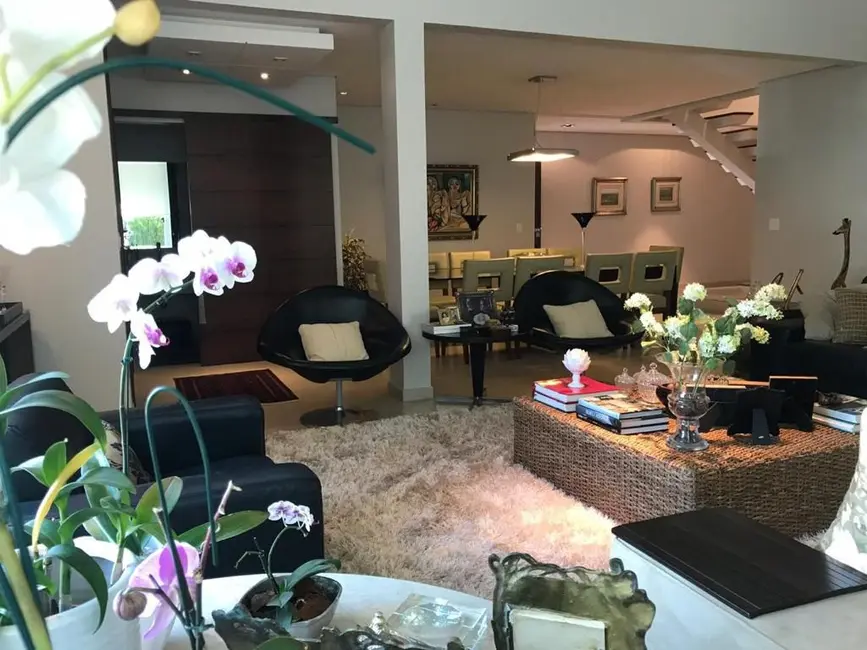 Casa de Condomínio com 5 quartos à venda, 704m2 em Esperança, Londrina - PR - imagem 5 Foto 5 de Casa de Condomínio com 5 quartos à venda, 704m2 em Esperança, Londrina - PR