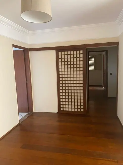 Foto 2 de Apartamento com 3 quartos à venda, 87m2 em Judith, Londrina - PR