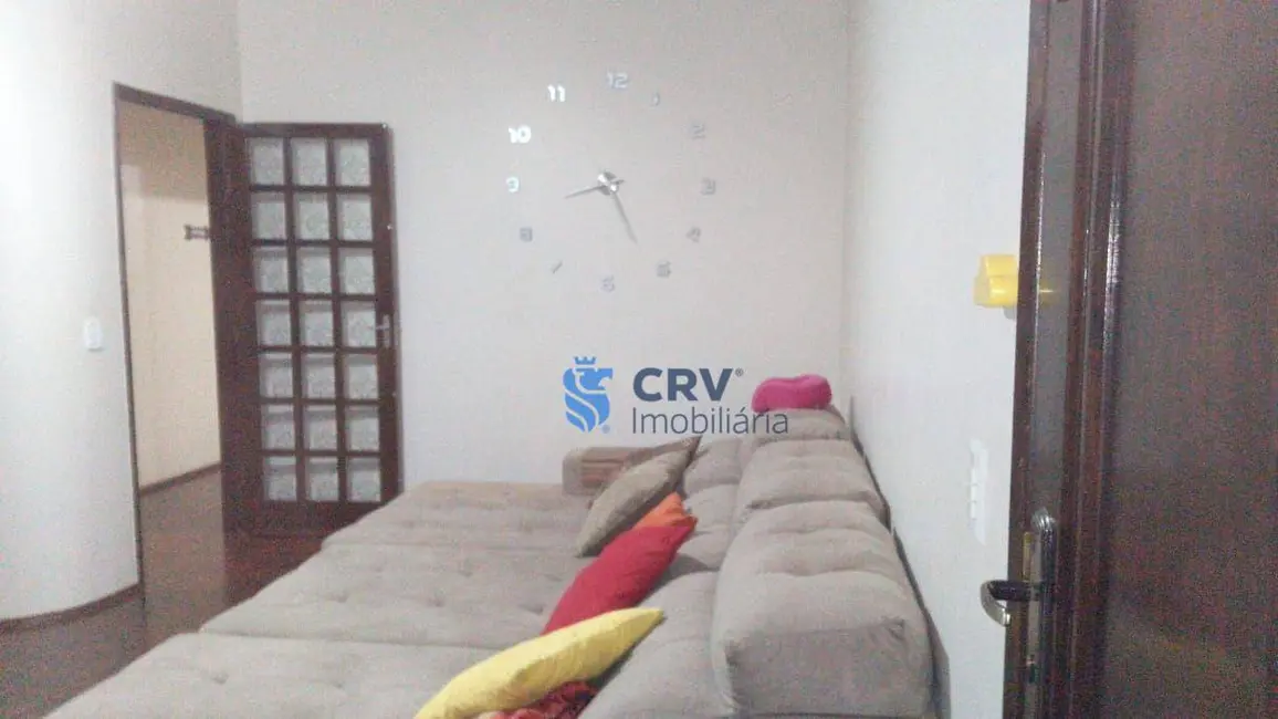 Casa com 3 quartos à venda, 314m2 em Jardim Pérola, Londrina - PR - imagem 4 Foto 4 de Casa com 3 quartos à venda, 314m2 em Jardim Pérola, Londrina - PR