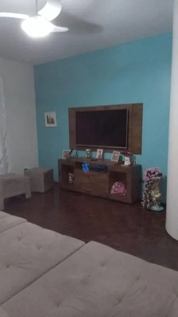 Casa com 3 quartos à venda, 314m2 em Jardim Pérola, Londrina - PR - imagem 5 Foto 5 de Casa com 3 quartos à venda, 314m2 em Jardim Pérola, Londrina - PR