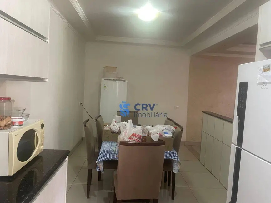 Sobrado com 3 quartos à venda, 360m2 em Colúmbia, Londrina - PR - imagem 6 Foto 6 de Sobrado com 3 quartos à venda, 360m2 em Colúmbia, Londrina - PR