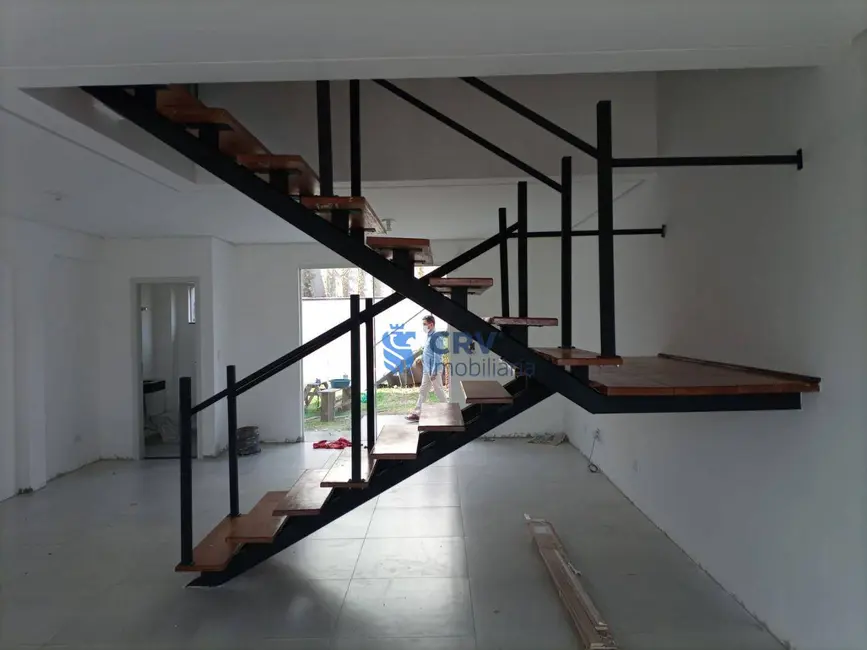 Foto 4 de Sobrado com 3 quartos para alugar, 180m2 em Portal de Versalhes 1, Londrina - PR