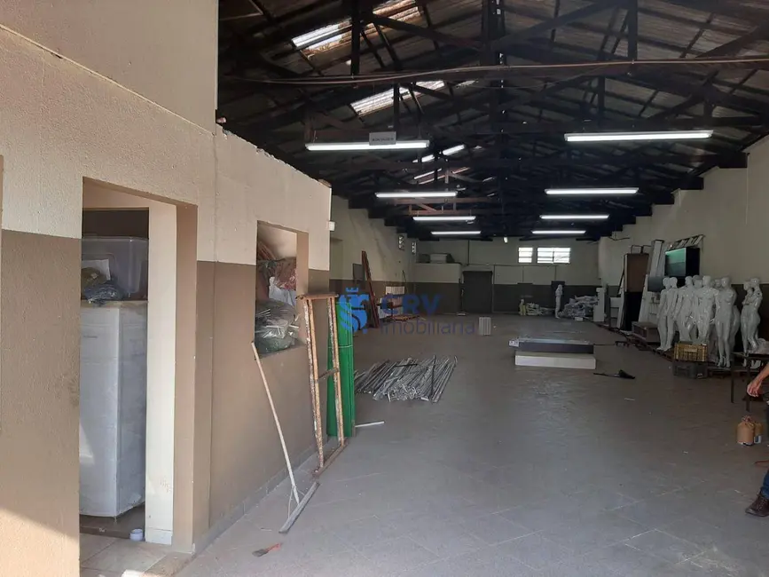 Foto 4 de Armazém / Galpão para alugar, 400m2 em Portuguesa, Londrina - PR