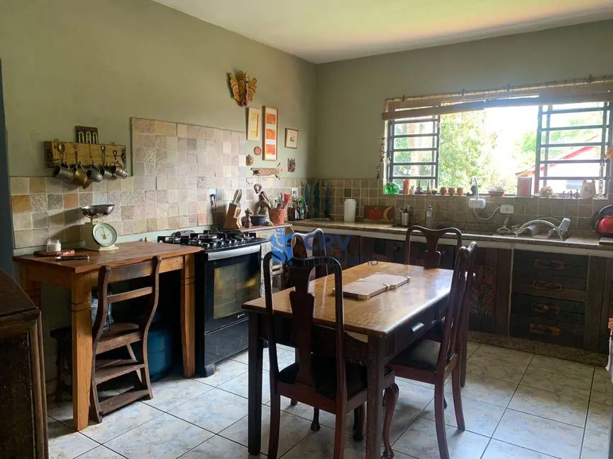 Foto 9 de Chácara com 4 quartos à venda, 3014m2 em Londrina - PR