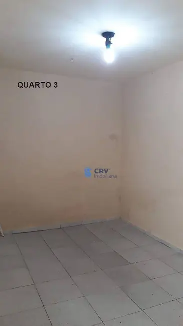 Casa com 3 quartos à venda e para alugar, 200m2 em Conjunto Farid Libos, Londrina - PR - imagem 6 Foto 6 de Casa com 3 quartos à venda e para alugar, 200m2 em Conjunto Farid Libos, Londrina - PR