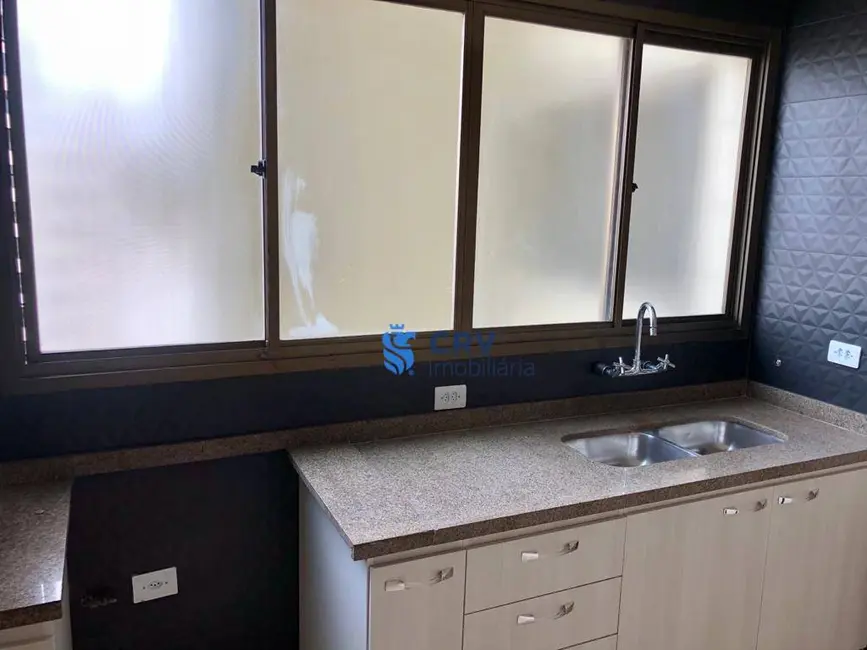Apartamento com 3 quartos à venda, 200m2 em Centro, Londrina - PR - imagem 8 Foto 8 de Apartamento com 3 quartos à venda, 200m2 em Centro, Londrina - PR