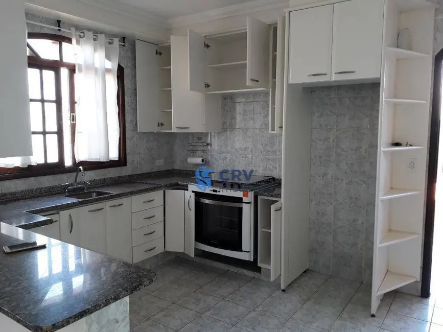 Casa com 3 quartos à venda, 359m2 em Coliseu, Londrina - PR - imagem 9 Foto 9 de Casa com 3 quartos à venda, 359m2 em Coliseu, Londrina - PR