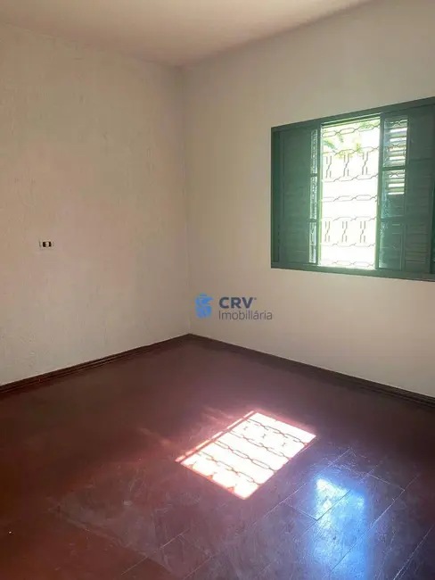 Foto 9 de Casa com 3 quartos para alugar, 305m2 em Ipanema, Londrina - PR