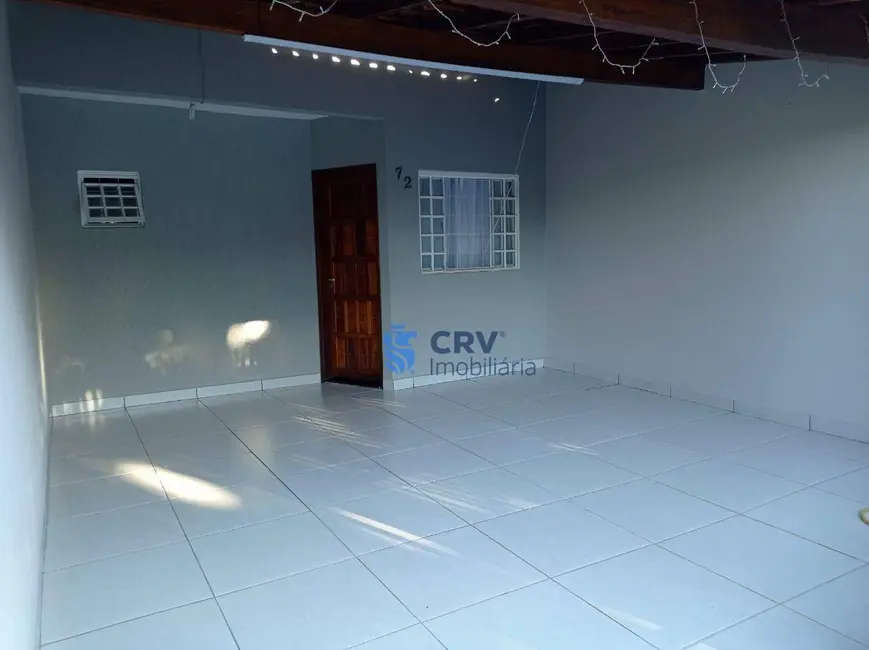 Foto 2 de Casa com 2 quartos à venda, 125m2 em Jardim Roma, Londrina - PR