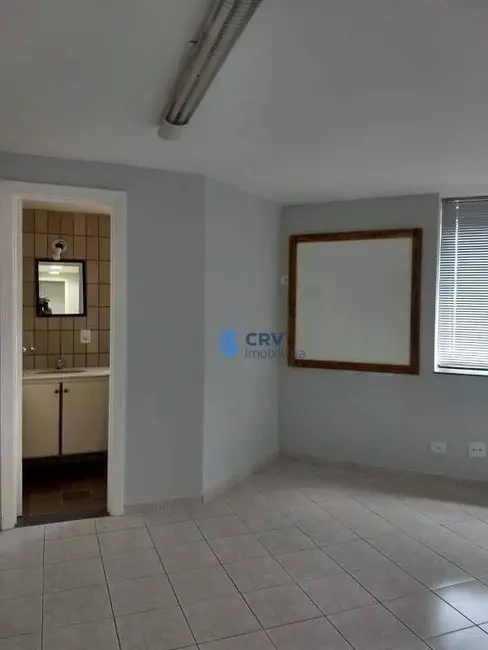 Sala Comercial à venda, 124m2 em Centro, Londrina - PR - imagem 9 Foto 9 de Sala Comercial à venda, 124m2 em Centro, Londrina - PR