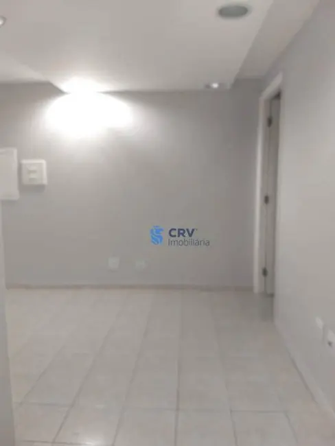 Sala Comercial à venda, 124m2 em Centro, Londrina - PR - imagem 3 Foto 3 de Sala Comercial à venda, 124m2 em Centro, Londrina - PR