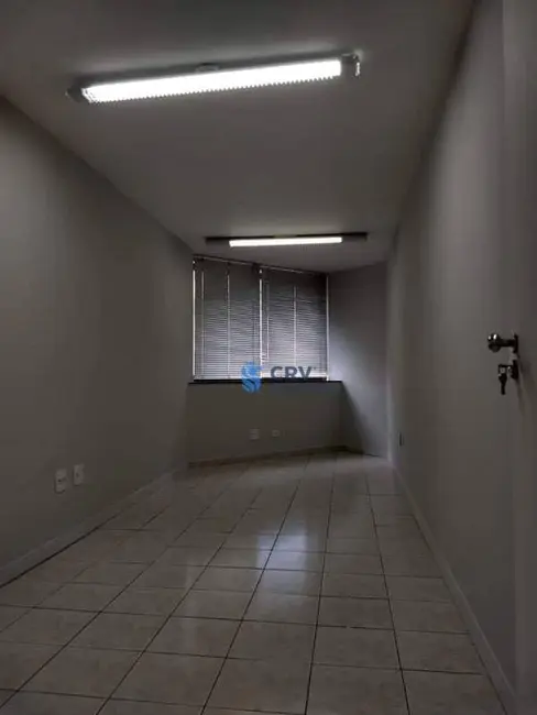 Sala Comercial à venda, 124m2 em Centro, Londrina - PR - imagem 5 Foto 5 de Sala Comercial à venda, 124m2 em Centro, Londrina - PR