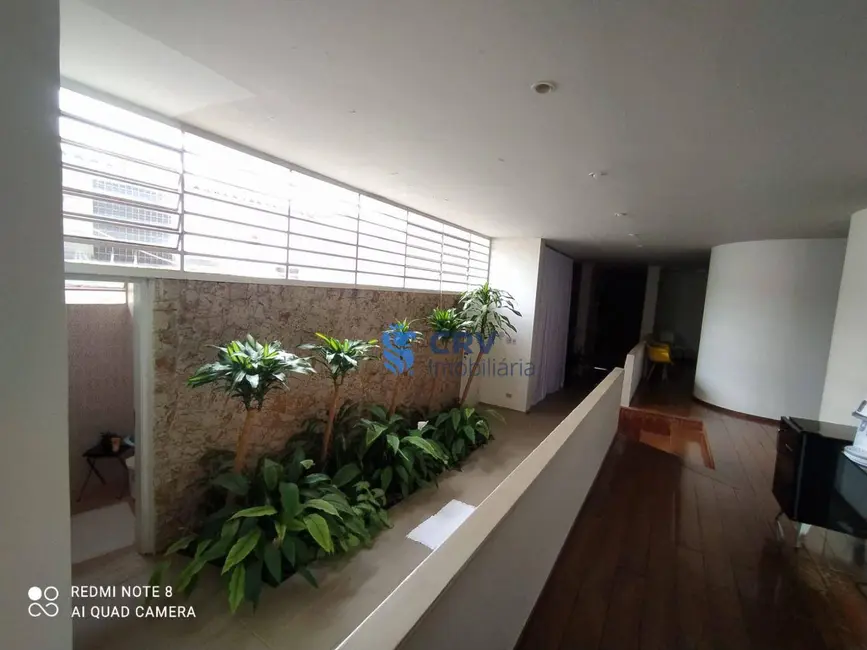 Casa com 4 quartos à venda, 871m2 em Canadá, Londrina - PR - imagem 9 Foto 9 de Casa com 4 quartos à venda, 871m2 em Canadá, Londrina - PR