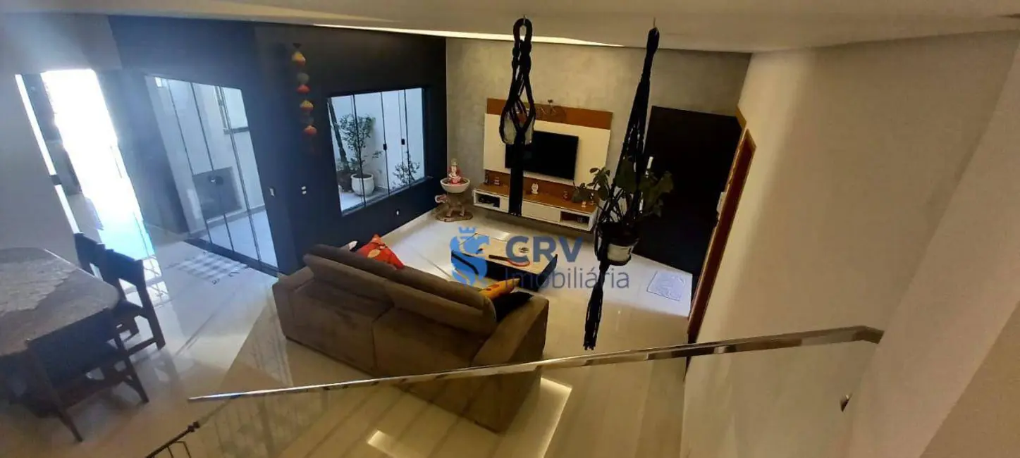 Casa com 3 quartos à venda, 191m2 em Gleba Fazenda Palhano, Londrina - PR - imagem 8 Foto 8 de Casa com 3 quartos à venda, 191m2 em Gleba Fazenda Palhano, Londrina - PR