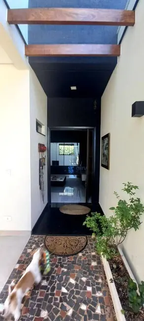 Foto 2 de Casa com 3 quartos à venda, 191m2 em Gleba Fazenda Palhano, Londrina - PR