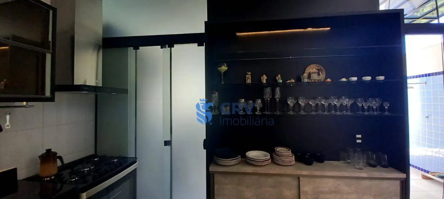 Casa com 3 quartos à venda, 191m2 em Gleba Fazenda Palhano, Londrina - PR - imagem 5 Foto 5 de Casa com 3 quartos à venda, 191m2 em Gleba Fazenda Palhano, Londrina - PR