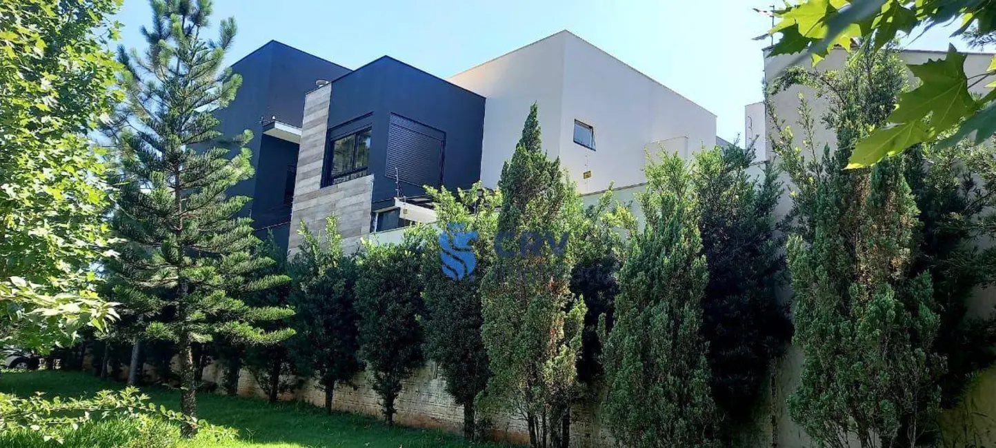 Casa com 3 quartos à venda, 191m2 em Gleba Fazenda Palhano, Londrina - PR - imagem 3 Foto 3 de Casa com 3 quartos à venda, 191m2 em Gleba Fazenda Palhano, Londrina - PR