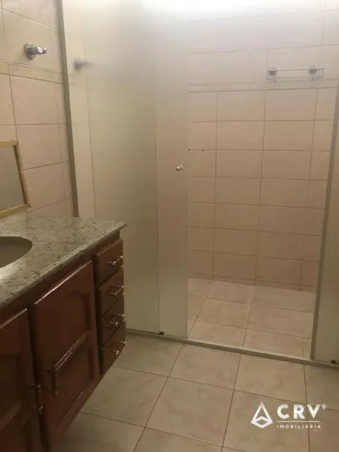 Foto 8 de Casa com 4 quartos para alugar, 307m2 em Quebec, Londrina - PR