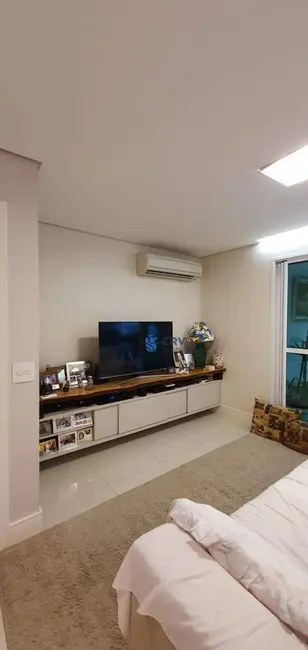 Apartamento com 3 quartos à venda, 188m2 em Centro, Londrina - PR - imagem 3 Foto 3 de Apartamento com 3 quartos à venda, 188m2 em Centro, Londrina - PR