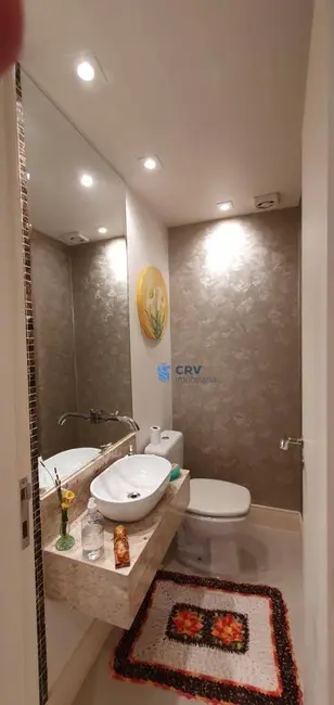 Apartamento com 3 quartos à venda, 188m2 em Centro, Londrina - PR - imagem 8 Foto 8 de Apartamento com 3 quartos à venda, 188m2 em Centro, Londrina - PR