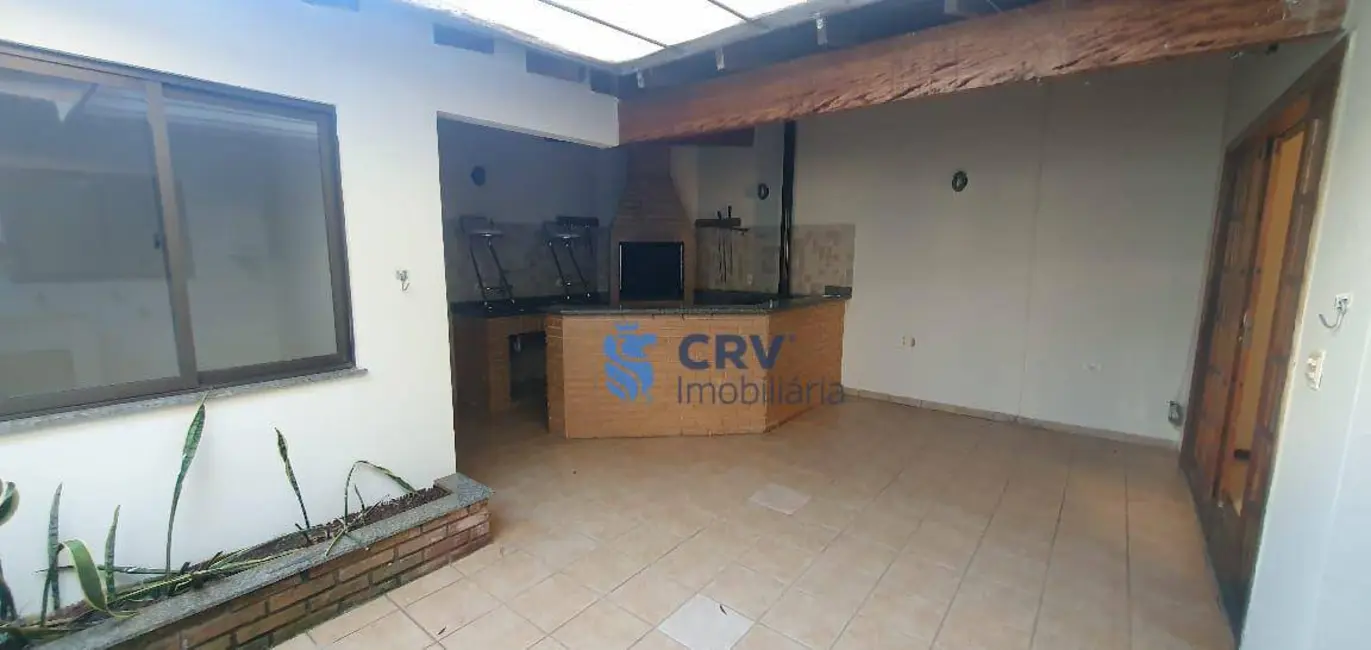 Casa de Condomínio com 3 quartos à venda, 190m2 em Parque Jamaica, Londrina - PR - imagem 8 Foto 8 de Casa de Condomínio com 3 quartos à venda, 190m2 em Parque Jamaica, Londrina - PR