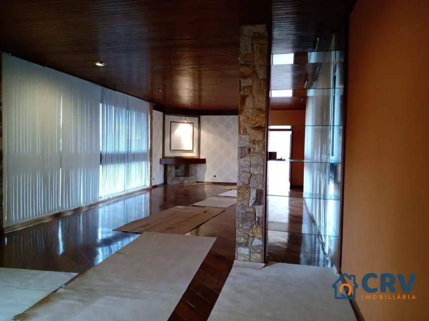 Casa com 5 quartos à venda, 720m2 em Quebec, Londrina - PR - imagem 7 Foto 7 de Casa com 5 quartos à venda, 720m2 em Quebec, Londrina - PR