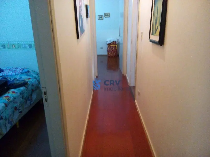 Casa com 3 quartos à venda, 350m2 em Aeroporto, Londrina - PR - imagem 6 Foto 6 de Casa com 3 quartos à venda, 350m2 em Aeroporto, Londrina - PR