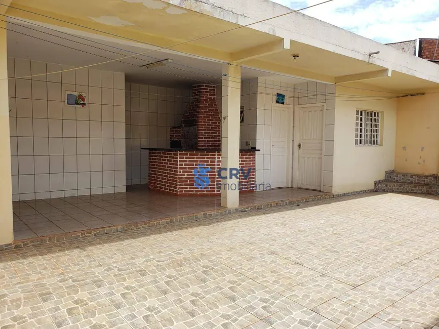 Casa com 4 quartos à venda, 336m2 em Conjunto Habitacional José Garcia Molina, Londrina - PR - imagem 7 Foto 7 de Casa com 4 quartos à venda, 336m2 em Conjunto Habitacional José Garcia Molina, Londrina - PR
