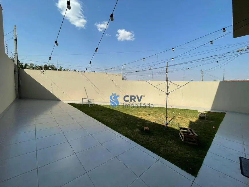 Sobrado com 3 quartos à venda, 213m2 em Andes, Londrina - PR - imagem 8 Foto 8 de Sobrado com 3 quartos à venda, 213m2 em Andes, Londrina - PR