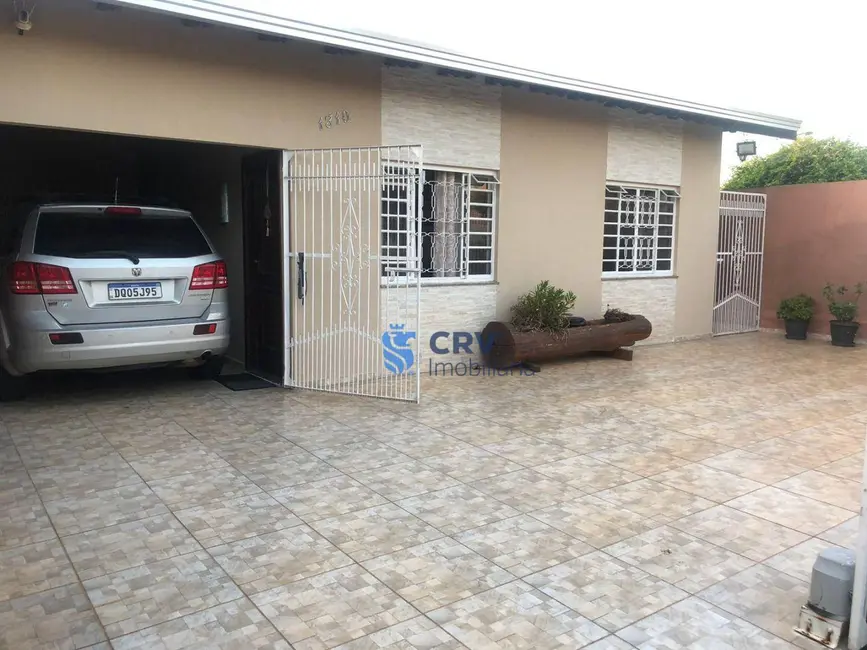 Foto 2 de Casa com 4 quartos à venda, 300m2 em Leonor, Londrina - PR