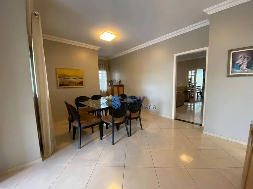 Casa de Condomínio com 3 quartos à venda, 567m2 em Terra Bonita, Londrina - PR - imagem 4 Foto 4 de Casa de Condomínio com 3 quartos à venda, 567m2 em Terra Bonita, Londrina - PR