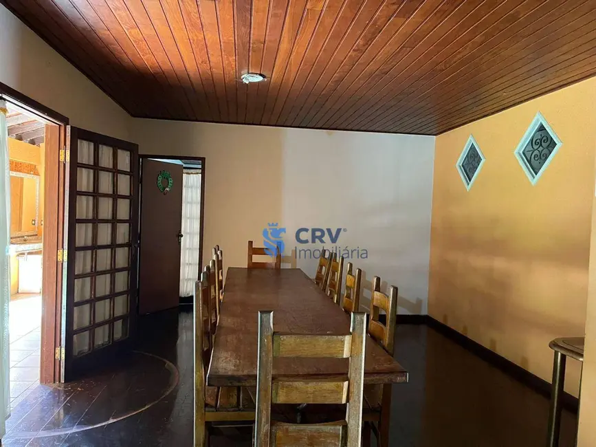 Casa com 6 quartos à venda e para alugar, 590m2 em Lima Azevedo, Londrina - PR - imagem 8 Foto 8 de Casa com 6 quartos à venda e para alugar, 590m2 em Lima Azevedo, Londrina - PR