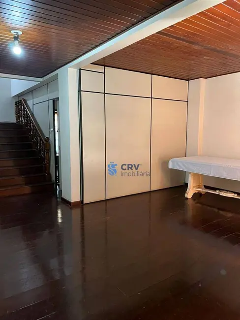 Casa com 6 quartos à venda e para alugar, 590m2 em Lima Azevedo, Londrina - PR - imagem 4 Foto 4 de Casa com 6 quartos à venda e para alugar, 590m2 em Lima Azevedo, Londrina - PR