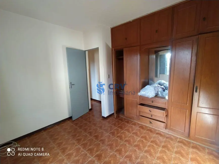 Apartamento com 3 quartos para alugar, 56m2 em Jardim Agari, Londrina - PR - imagem 6 Foto 6 de Apartamento com 3 quartos para alugar, 56m2 em Jardim Agari, Londrina - PR