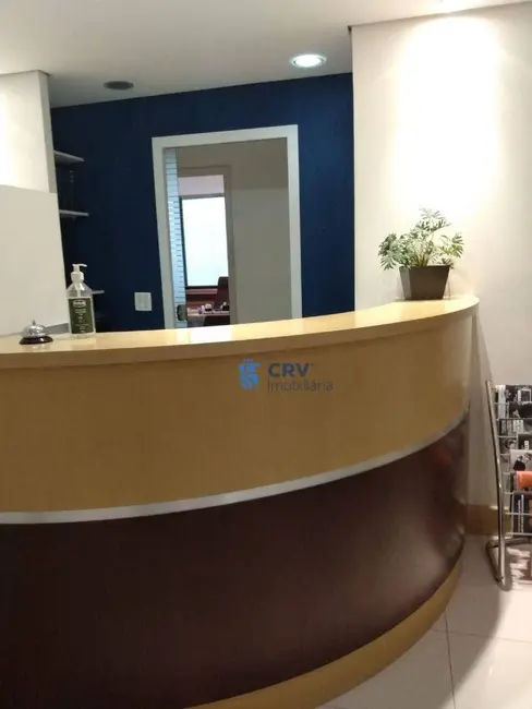 Sala Comercial à venda e para alugar, 139m2 em Centro, Londrina - PR - imagem 8 Foto 8 de Sala Comercial à venda e para alugar, 139m2 em Centro, Londrina - PR