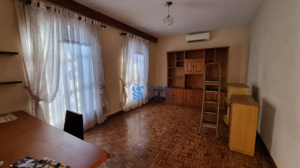 Foto 6 de Casa com 3 quartos à venda, 387m2 em Califórnia, Londrina - PR