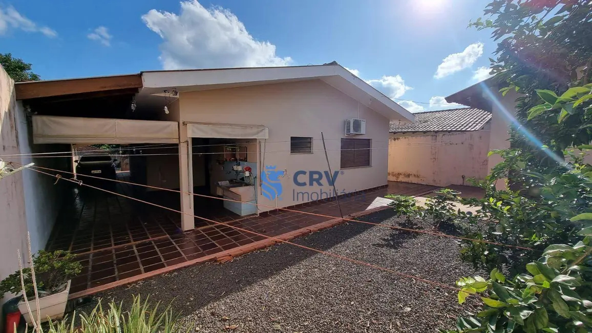 Foto 4 de Casa com 3 quartos à venda, 387m2 em Califórnia, Londrina - PR