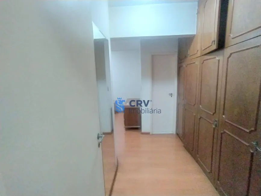 Apartamento com 3 quartos à venda, 196m2 em Centro, Londrina - PR - imagem 8 Foto 8 de Apartamento com 3 quartos à venda, 196m2 em Centro, Londrina - PR