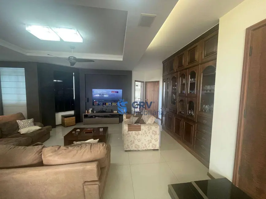 Apartamento com 5 quartos à venda, 700m2 em Centro, Londrina - PR - imagem 5 Foto 5 de Apartamento com 5 quartos à venda, 700m2 em Centro, Londrina - PR
