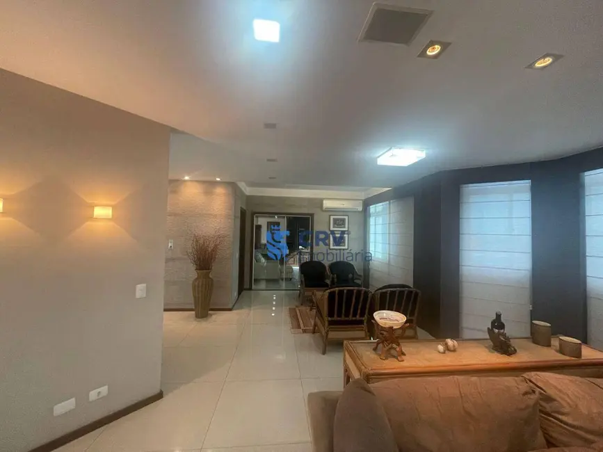 Apartamento com 5 quartos à venda, 700m2 em Centro, Londrina - PR - imagem 8 Foto 8 de Apartamento com 5 quartos à venda, 700m2 em Centro, Londrina - PR