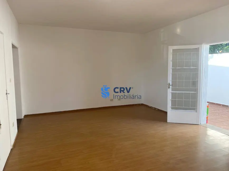 Casa com 3 quartos à venda, 501m2 em Jardim Shangri-la A, Londrina - PR - imagem 3 Foto 3 de Casa com 3 quartos à venda, 501m2 em Jardim Shangri-la A, Londrina - PR
