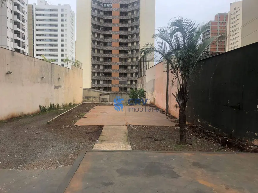 Foto 1 de Terreno / Lote à venda, 660m2 em Centro, Londrina - PR