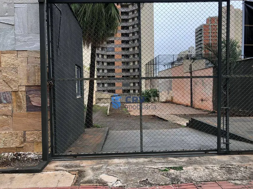 Foto 8 de Terreno / Lote à venda, 660m2 em Centro, Londrina - PR