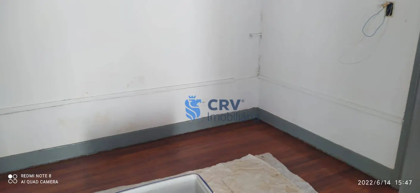 Casa com 2 quartos à venda e para alugar, 290m2 em Centro, Londrina - PR - imagem 4 Foto 4 de Casa com 2 quartos à venda e para alugar, 290m2 em Centro, Londrina - PR