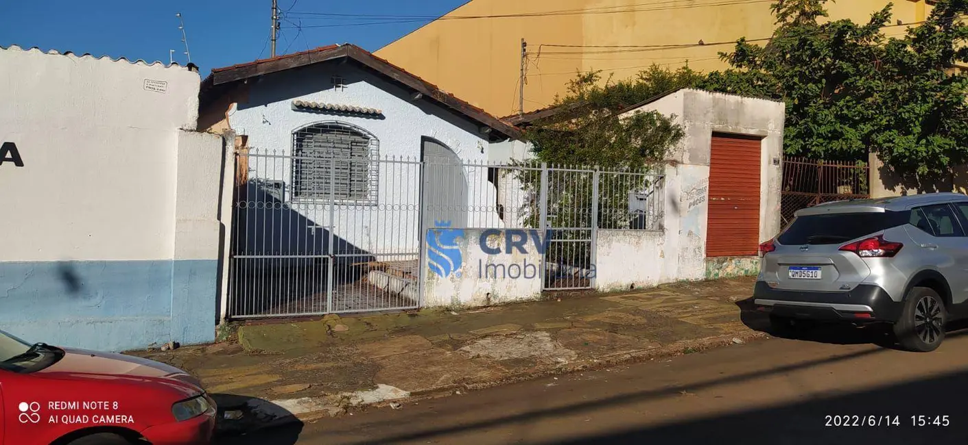 Casa com 2 quartos à venda e para alugar, 290m2 em Centro, Londrina - PR - imagem 3 Foto 3 de Casa com 2 quartos à venda e para alugar, 290m2 em Centro, Londrina - PR