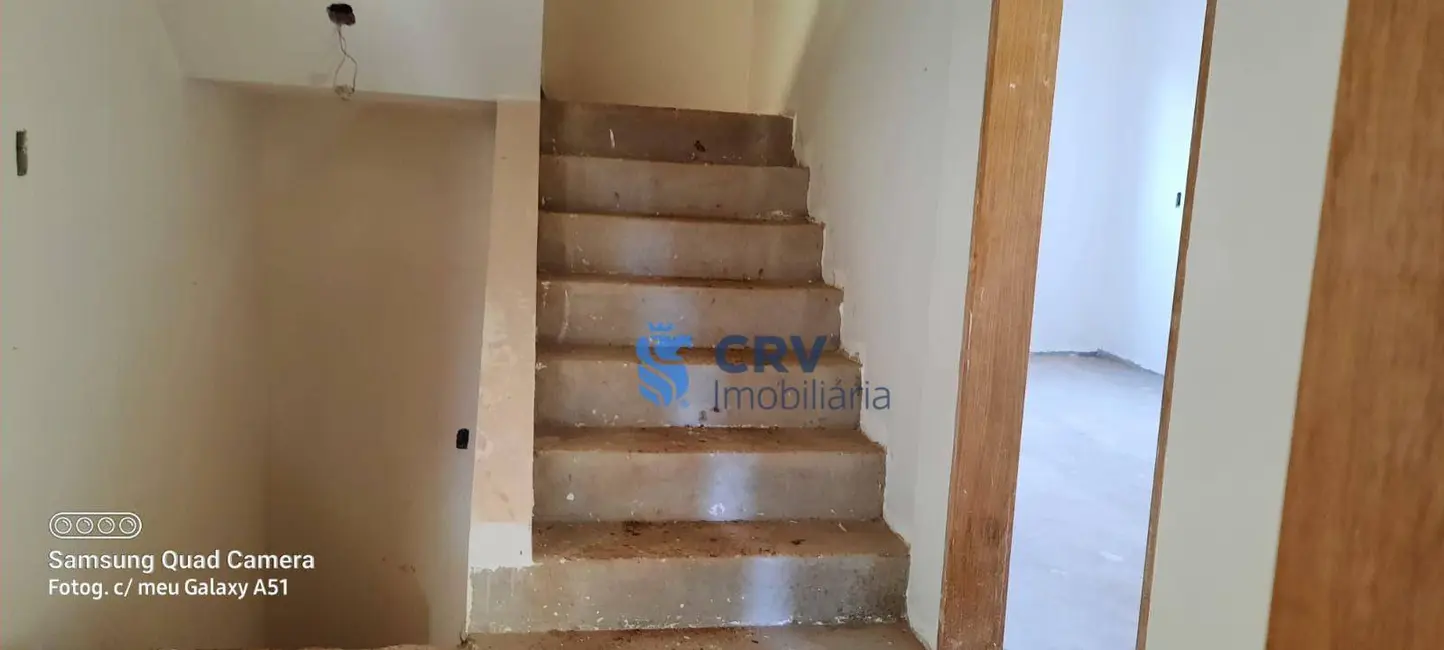 Foto 4 de Sobrado com 4 quartos à venda, 195m2 em Jardim Burle Marx, Londrina - PR