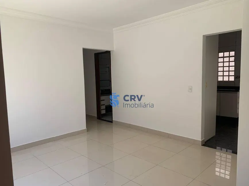 Casa com 5 quartos à venda, 250m2 em Londrina - PR - imagem 3 Foto 3 de Casa com 5 quartos à venda, 250m2 em Londrina - PR