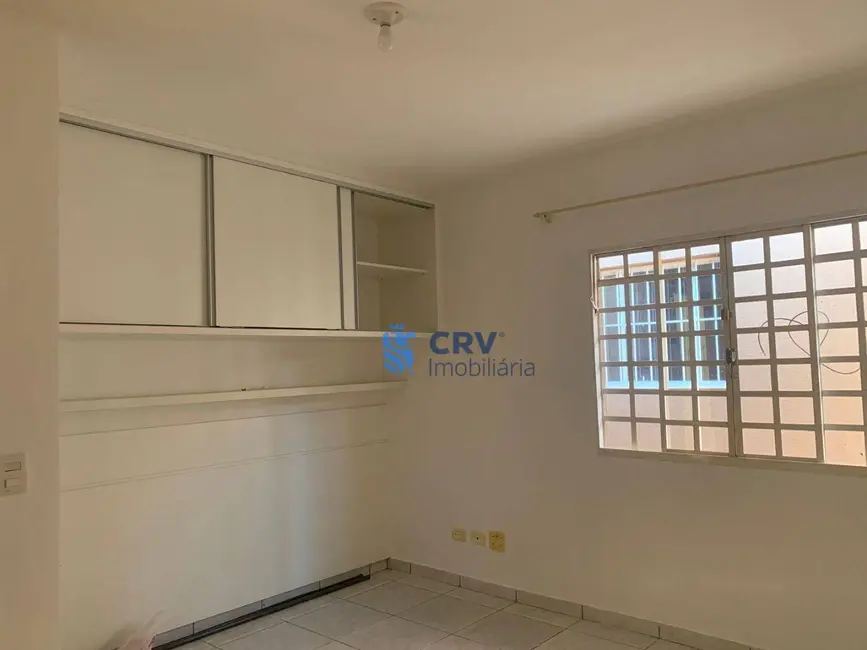 Casa com 5 quartos à venda, 250m2 em Londrina - PR - imagem 8 Foto 8 de Casa com 5 quartos à venda, 250m2 em Londrina - PR