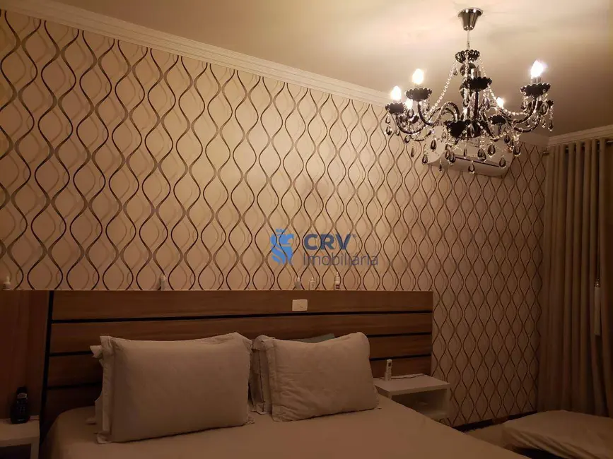 Foto 6 de Sobrado com 3 quartos à venda, 300m2 em Operária, Londrina - PR