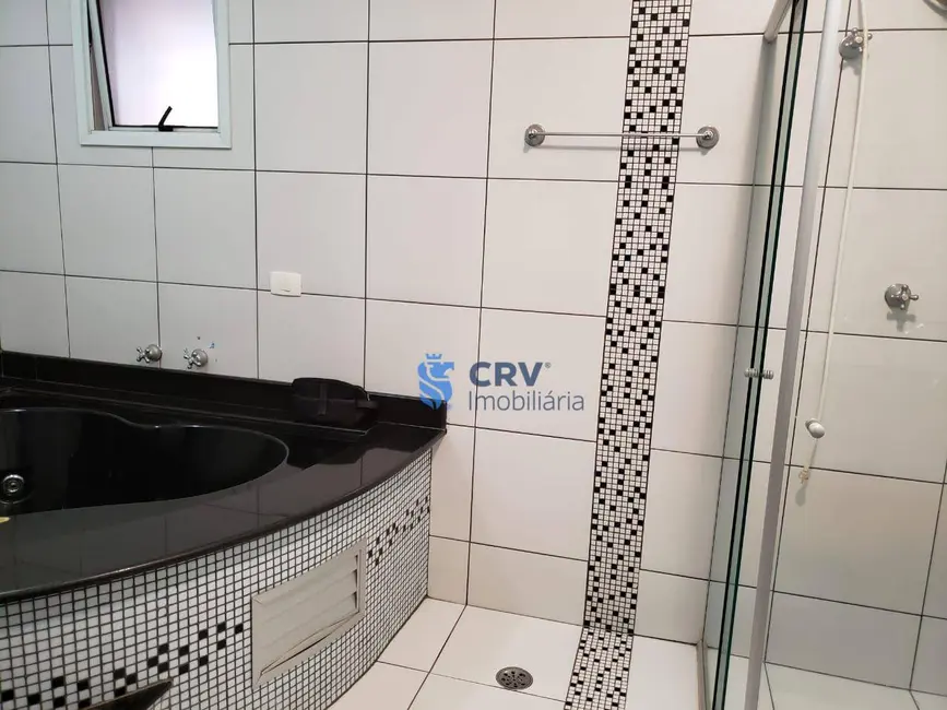 Foto 7 de Sobrado com 3 quartos à venda, 300m2 em Operária, Londrina - PR